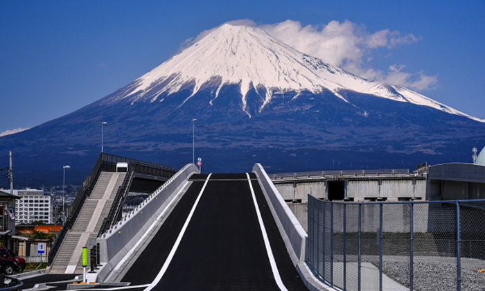 Fujisan Yumeno Ohashi Bridge