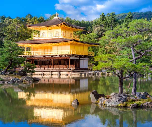 Japan Top 20 Tourist Attractions, Famous Places to See in Japan